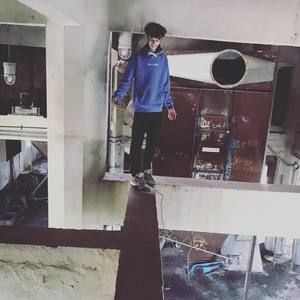 Meet your Posher, Thomas